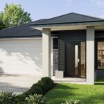 PEBBLE CREEK, SOUTH MACLEAN, QLD.